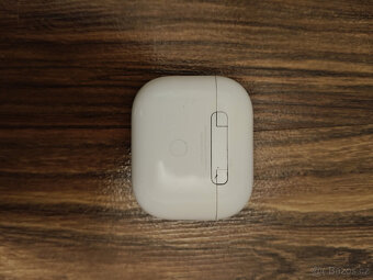 Apple Airpods - nabijecí krabička A2897 - 3