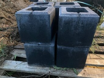 Plotové tvárnice Ferobet - standard - 3