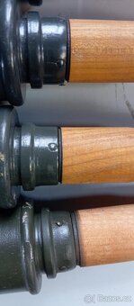 Replika - dřevěné granaáty. - 3