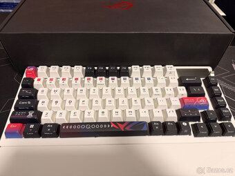 Azoth X US, Falchion CZ - 3