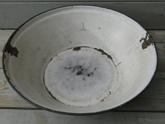 Starý smaltovaný vandlík - 3