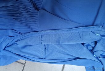 Elegantní společenské šaty - 3