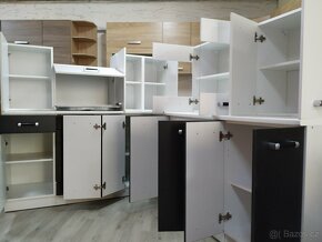 Černo-bílá kuchyňská linka - 3