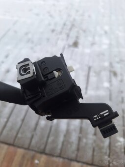 Originální páčka blinkru Audi A3 8P - 3