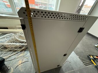 Datový rovaděč / Rack - 3