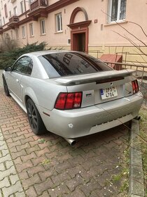 Ford Mustang 2004, 3.9l V6, manuál - 3