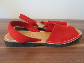 Nové dámské červené kožené sandály - 3