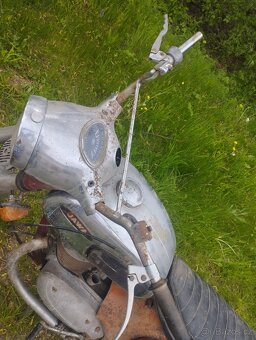 Jawa 250/592 - 3
