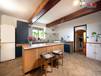 Prodej rodinného domu, 193 m², Milostín - 3