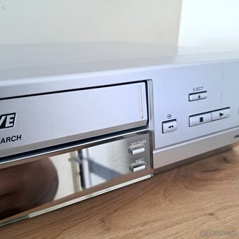 Predám videorekordér Panasonic NV-SV121 - 3
