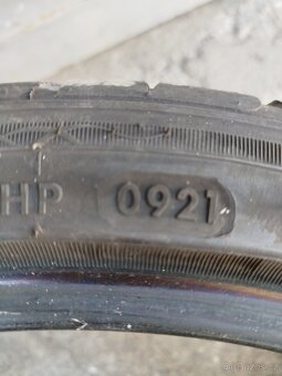 Letní pneu 225/40 R18 - 3