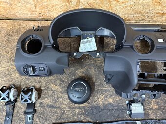 KOMPLETNÍ AIRBAGOVÁ SADA AUDI A1 8X - 3