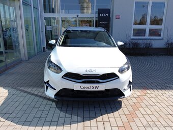 Kia Ceed SW 1.5 T-GDi TOP MY25 - 3