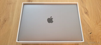 Mac Book Pro "13", 2,3GHz, i5, 8GB, 256 SSD, rok 2017 - 3