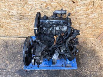 ČÁSTEČNĚ NASTROJENÝ MOTOR 1.9 TDI 66KW AHH - 3