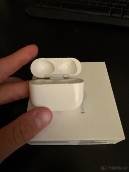 Originální dobíjecí krabička Airpods 3 - 3