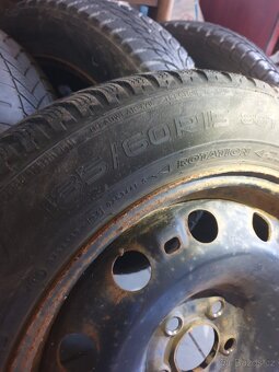 Zimní pneu Nokian 185/60 R15 - 3