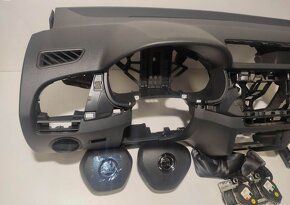 Škoda Fabia 3 III airbagová sada - airbagy pásy deska set - 3