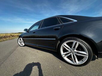 Audi A8 - 3