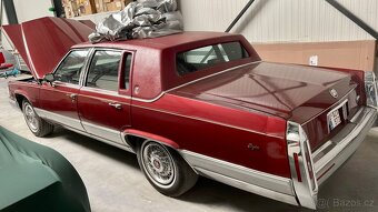 Cadillac Brougham 1992 5.0 V8 - 3