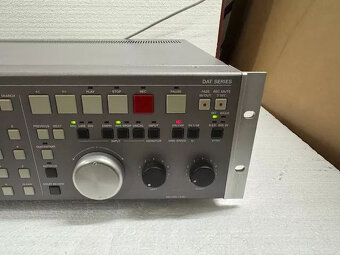 DAT rekordér Studer D 780 - 3
