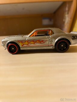 ‘67 Ford Mustang GT; Hot Wheels; 2010; Sběratelská edice - 3