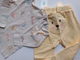 Set tričko a tepláky zajíc Lindex vel 92 - 3