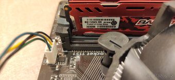 Deska Gigabyte pro 7.gen. CPU Intel - 3