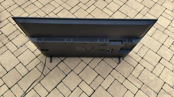 Panasonic JX800 Smart TV - 3