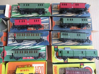 TT -  vláčky, mašinky - modelová železnice - 3