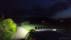 Led reflektory modré, červené - 3