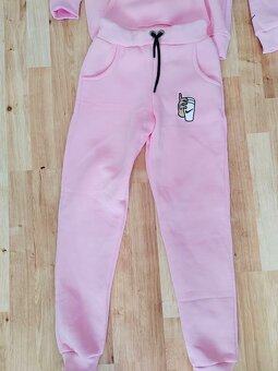 Prodám dívčí soupravu Nike - 3
