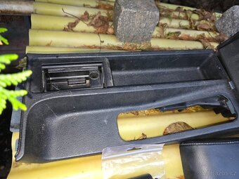 BMW e36 sedan/touring loketní opěrka - 3