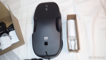 Robotický čistič oken HUTT DDC5 černý čti - 3