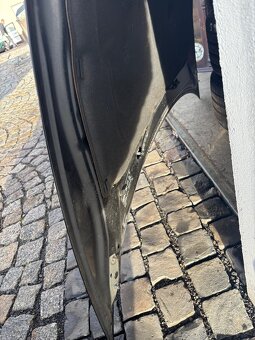 Volvo v50 - kapota - 3