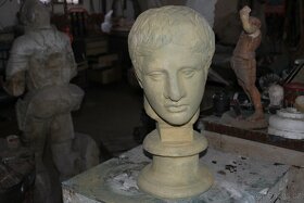 Římská hlava - 3