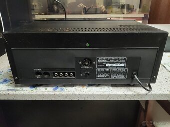 Hitachi D900 - 3