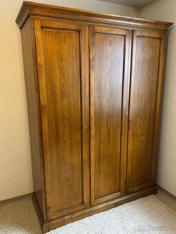 Antik ložnice SELVA, perfektní stav, masiv, 2 skříně - 3