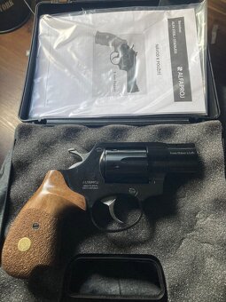 Flobert 9mm Alfaproj nestřilený revolver - 3
