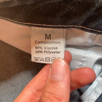 Černé Y2k kalhoty velikosti M - 3