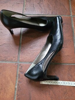 Baťa kožené lodičky 25,5 cm - 3