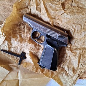 Makarov uloženka 2003 - 3
