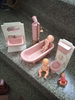 Prodám velmi staré plastové hračky - 3