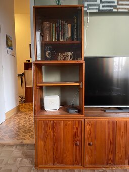 Sada dřevěná hnědá pod televizi + skříň - 3