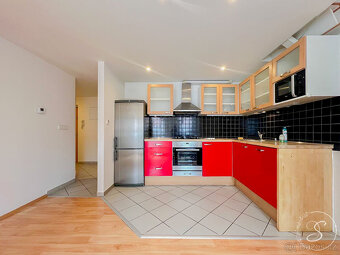Pronájem bytu 3+kk, 85 m2, Praha Smíchov - 3
