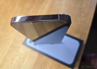 Prodám iPhone 13 Pro Max, krásný stav, komplet balení. - 3