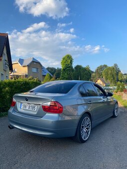 Bmw e90 325d - 3