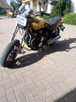 Yamaha YX 600 Radian - 3