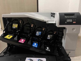 Tiskárna HP Laserjet CP5225 - 3
