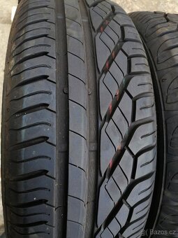 Letní pneu. Uniroyal 195/60 R15 88H - 3